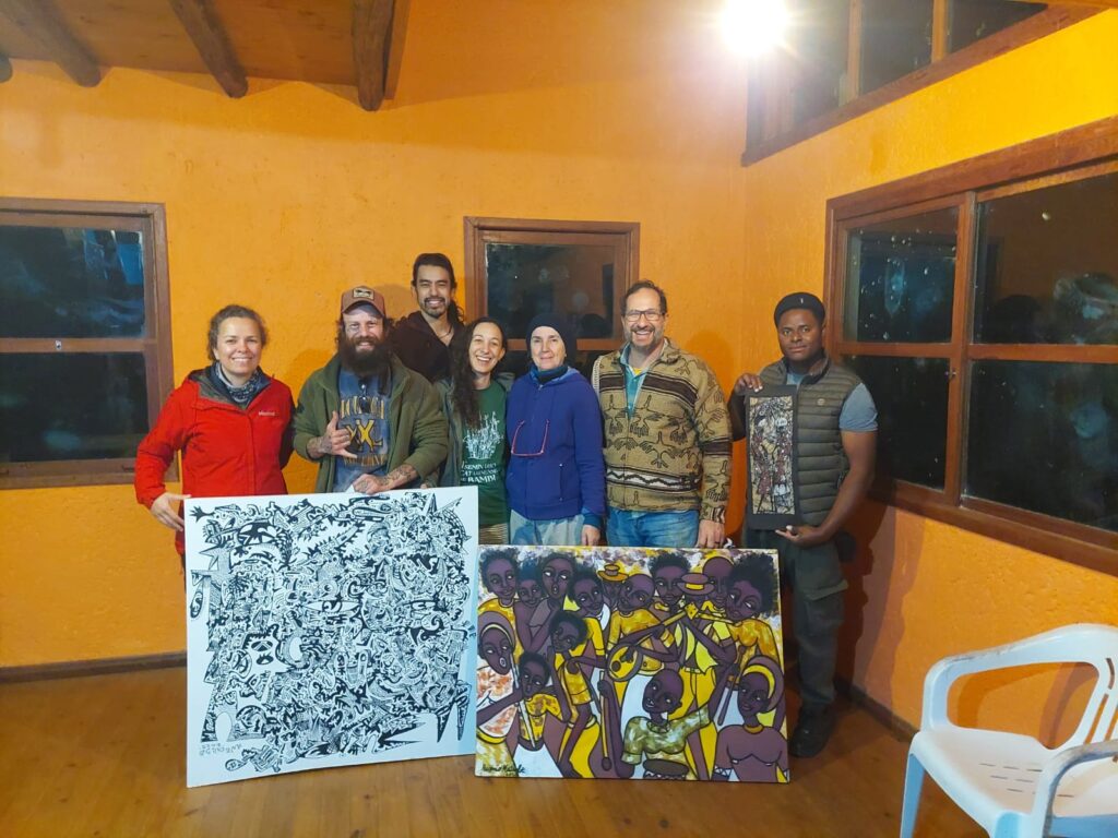 Grupo da mostra de arte
